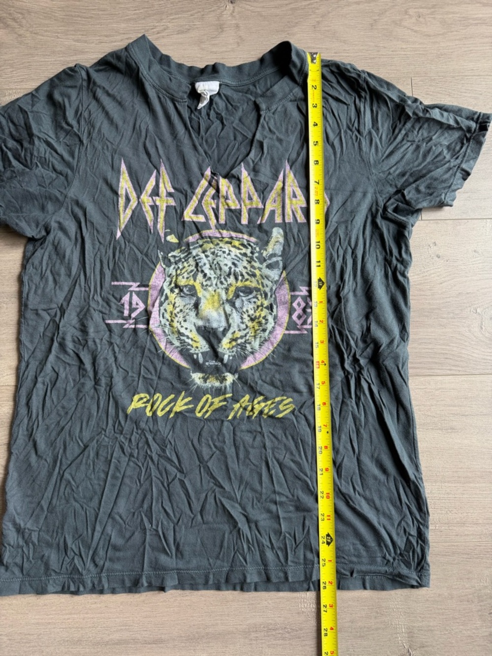Letluv Def Leppard Rock of Ages t-shirt - size medium - Picture 2 of 6